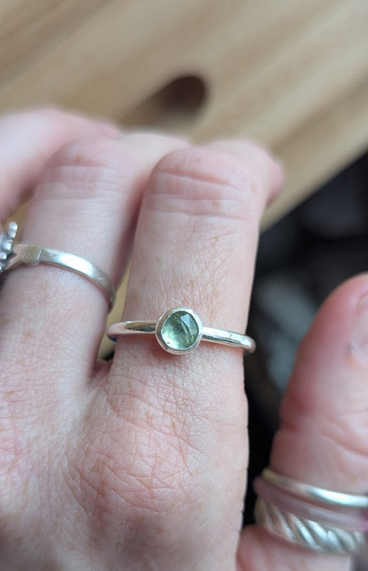 6mm Faceted Green Kyanite Ring - Size 8.5