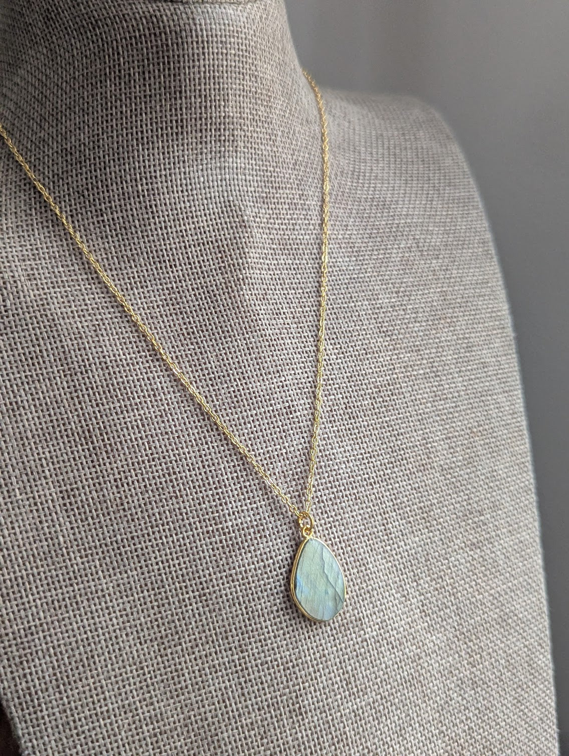 Labradorite Gold Necklace