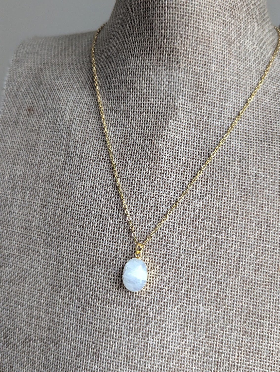 Moonstone Oval Gold Necklace