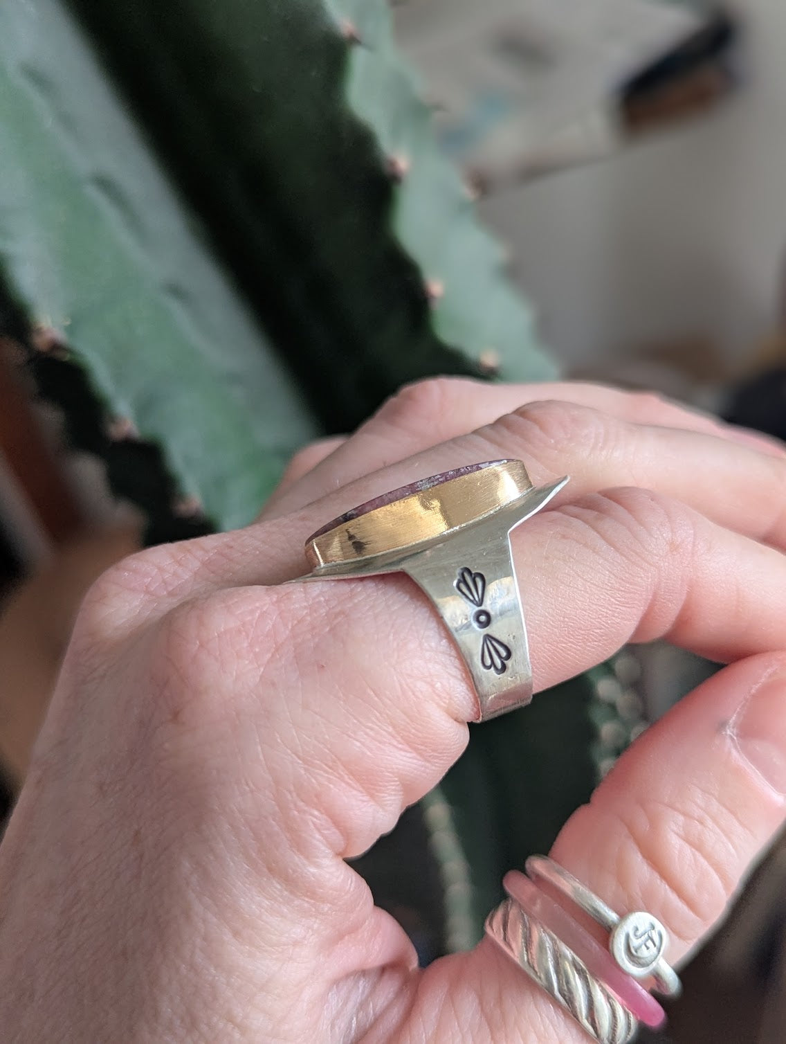 Rhodonite Silver and Gold Mixed Metal Shield Ring - Size 9