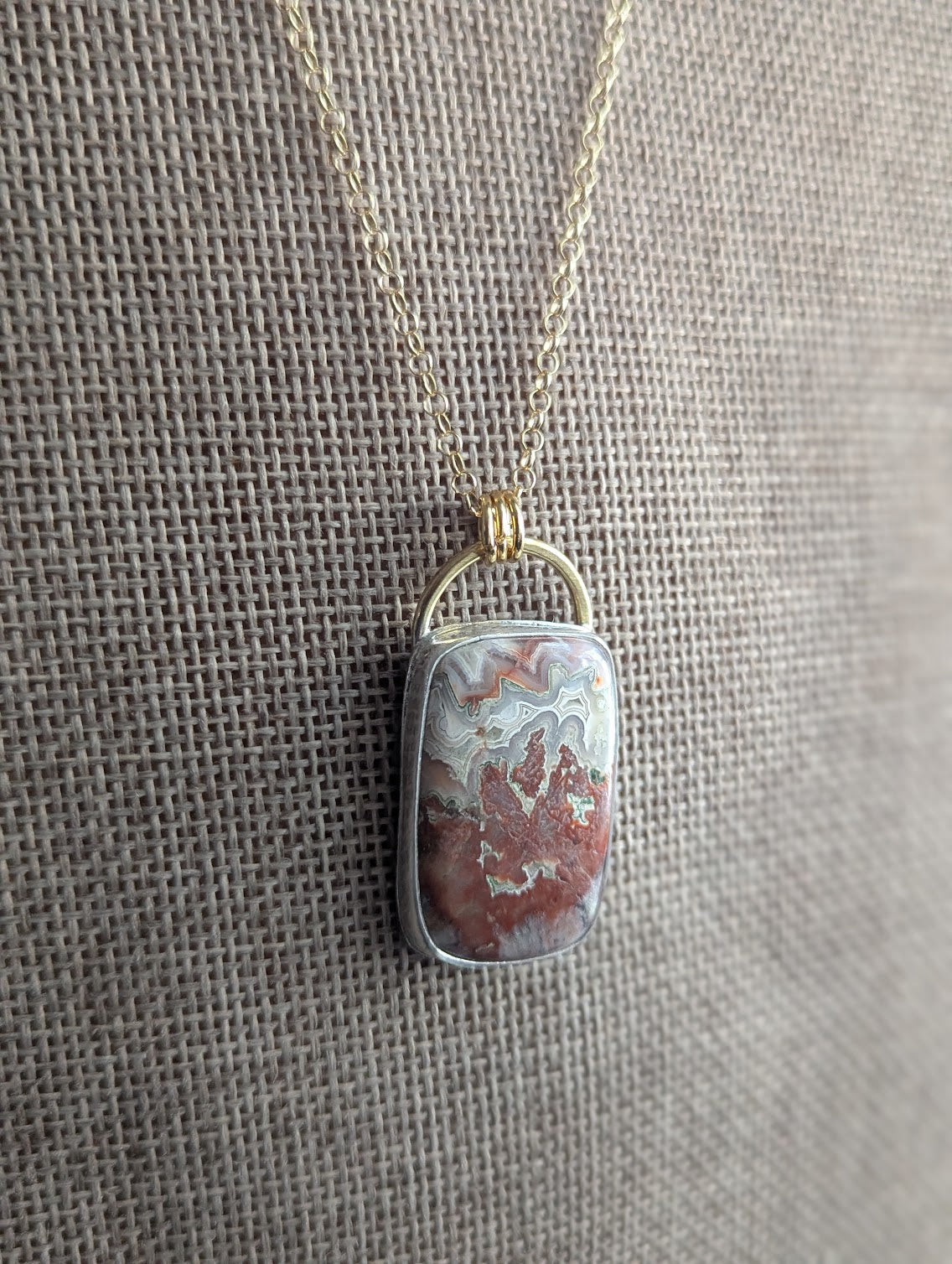 Full Circle Crazy Lace Agate Mixed Metal Gold and Silver Necklace