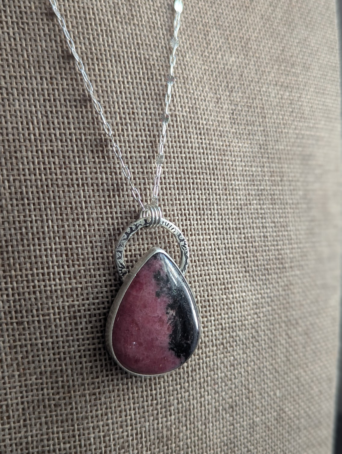 Large Rhodonite Tear Drop Hammered Full Circle Long Silver Necklace