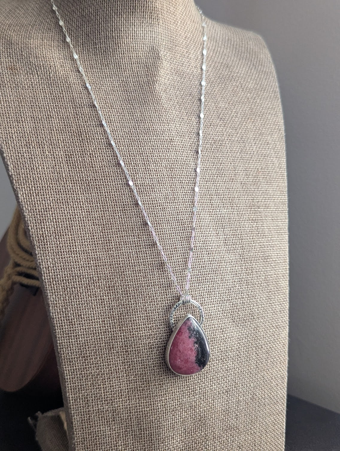 Large Rhodonite Tear Drop Hammered Full Circle Long Silver Necklace