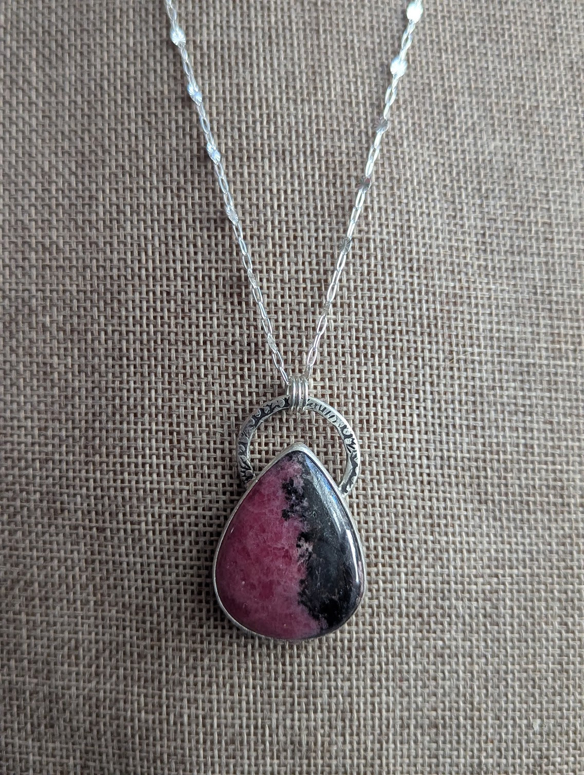 Large Rhodonite Tear Drop Hammered Full Circle Long Silver Necklace