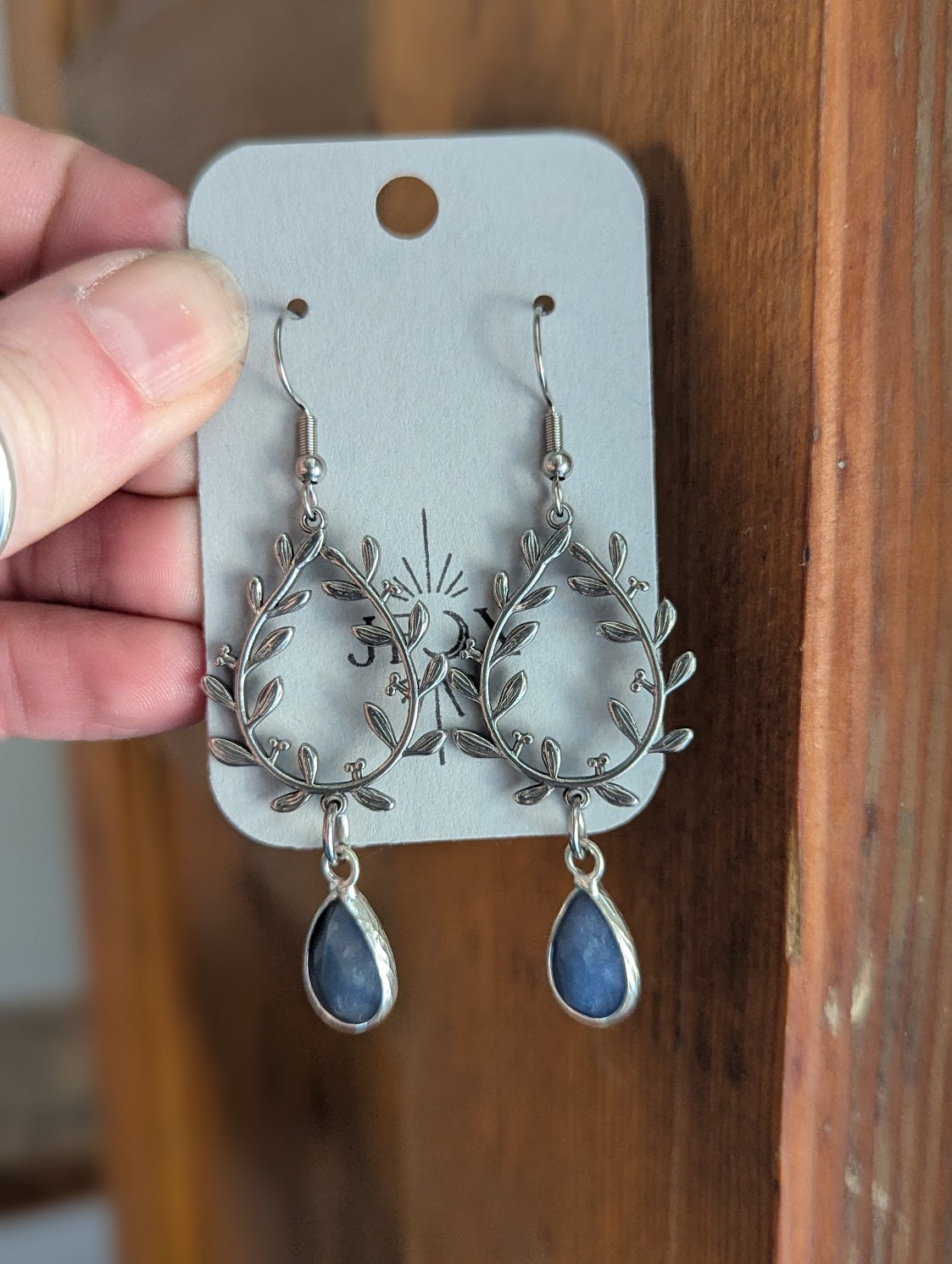 Silver Laurel Wreath Tear Drop Earrings (Labradorite or Lapis Lazuli)