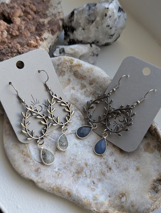 Silver Laurel Wreath Tear Drop Earrings (Labradorite or Lapis Lazuli)