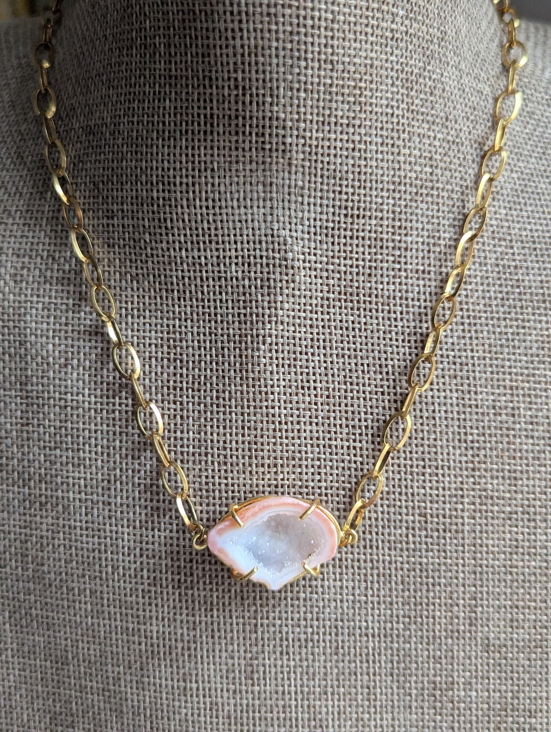 Pink Druzy Agate Short Necklace