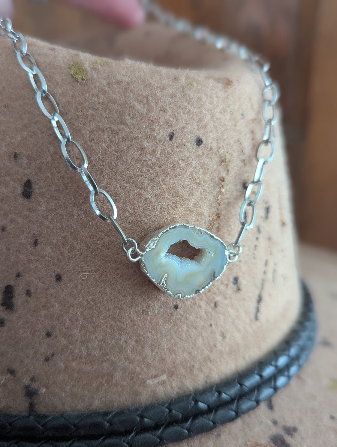 Silver Agate Slice Short Necklace