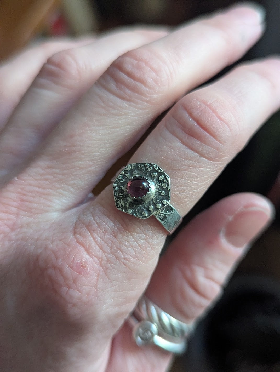 Stamped Hexagon Vintage Purple Glass Sterling Silver Ring - Size 6.5