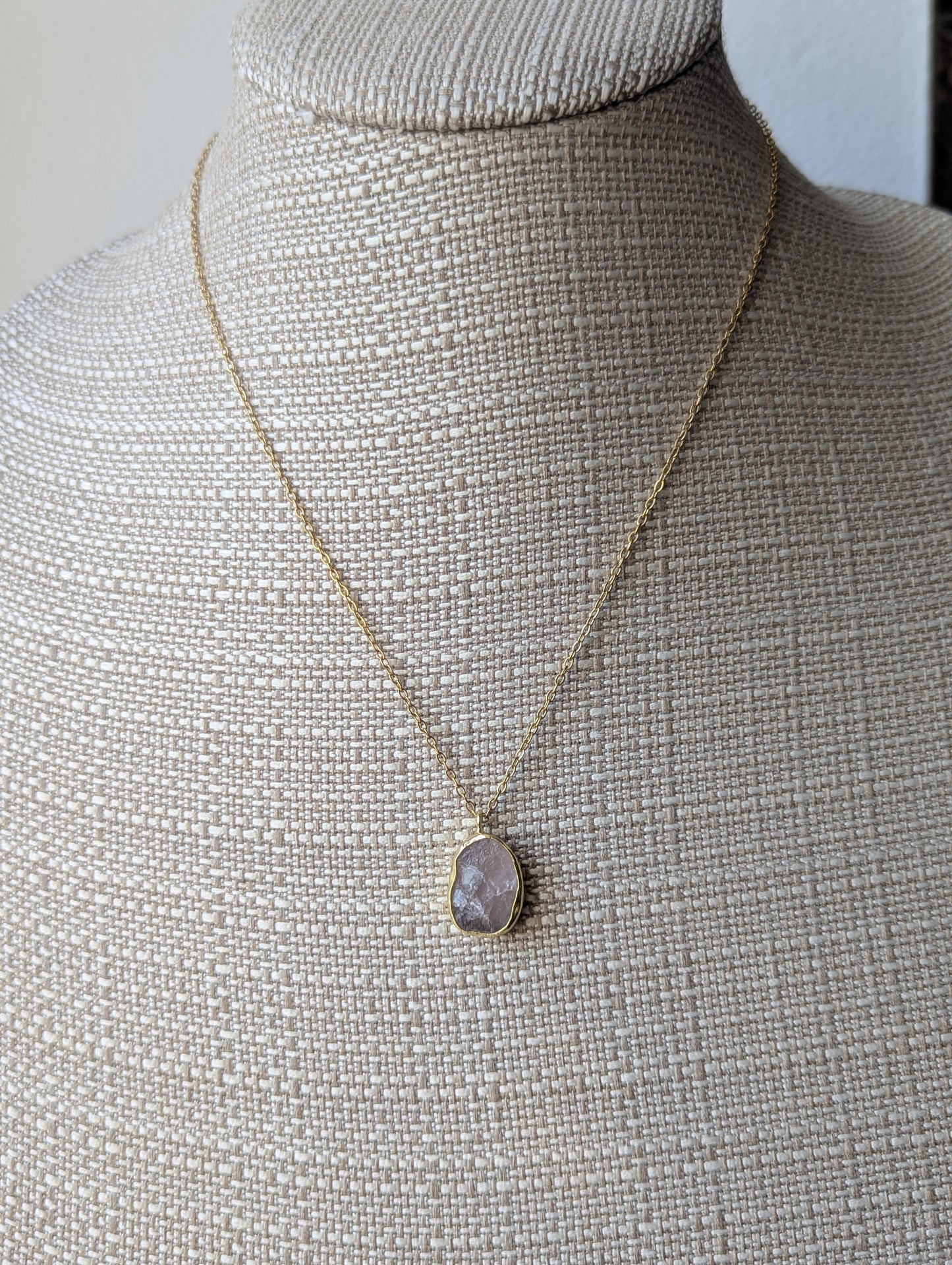 Raw Amethyst Oval Gold Necklace