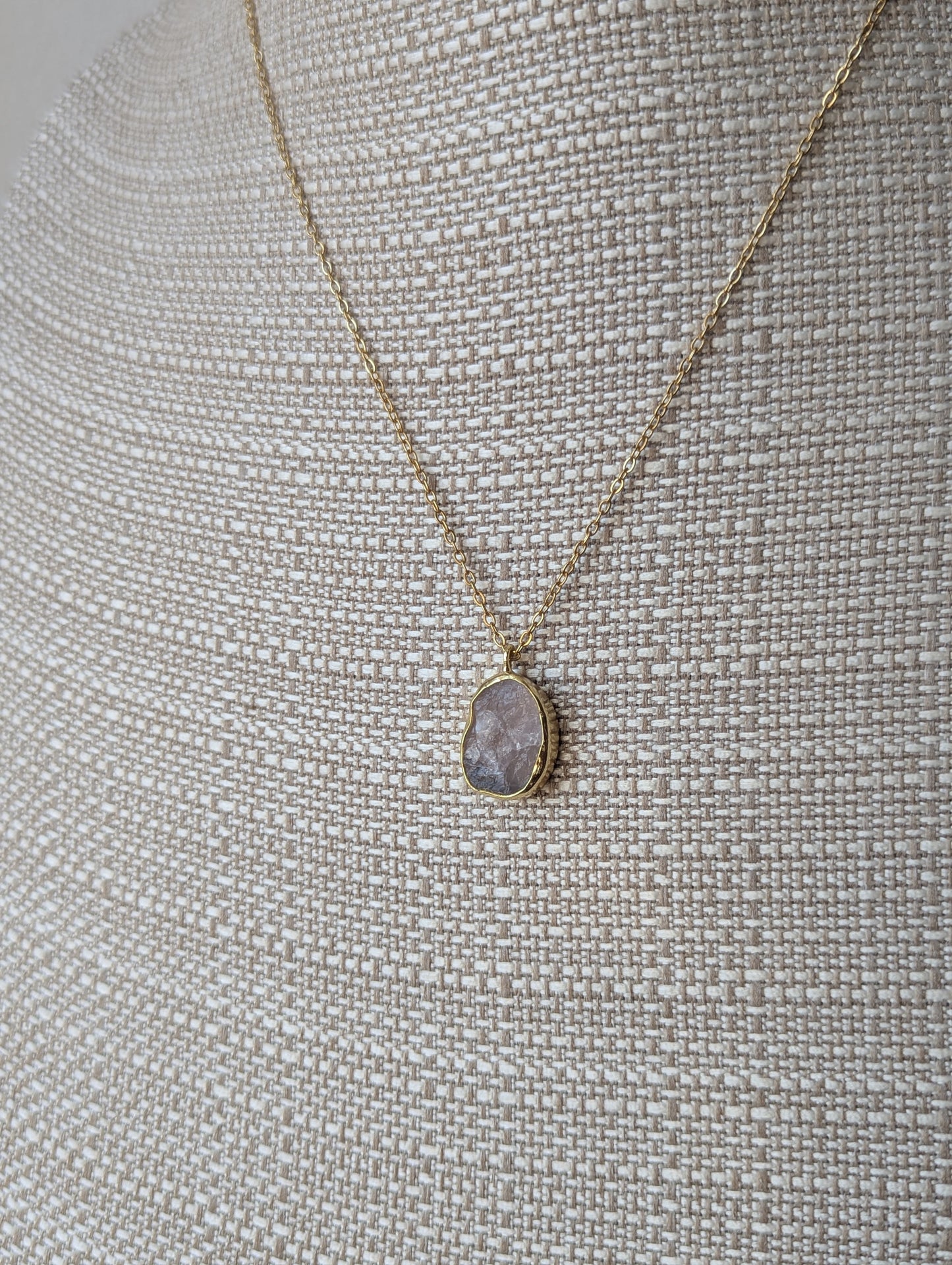 Raw Amethyst Oval Gold Necklace