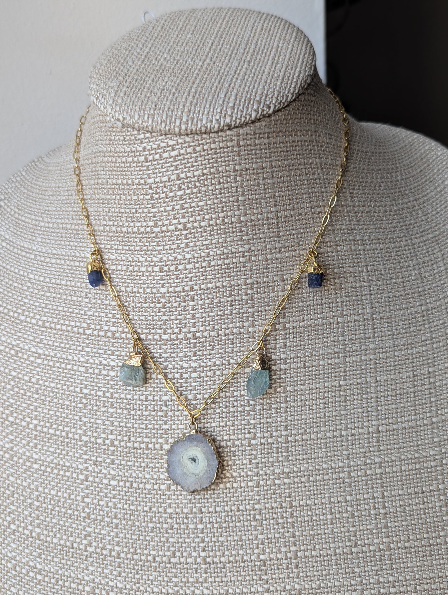 White Agate Slice with Aquamarine and Kyanite Charm necklace