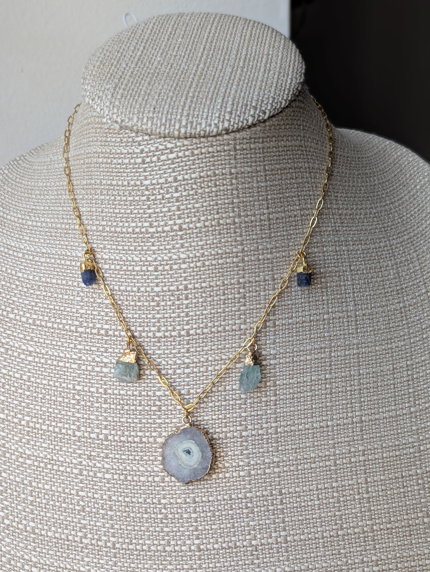 White Agate Slice with Aquamarine and Kyanite Charm necklace