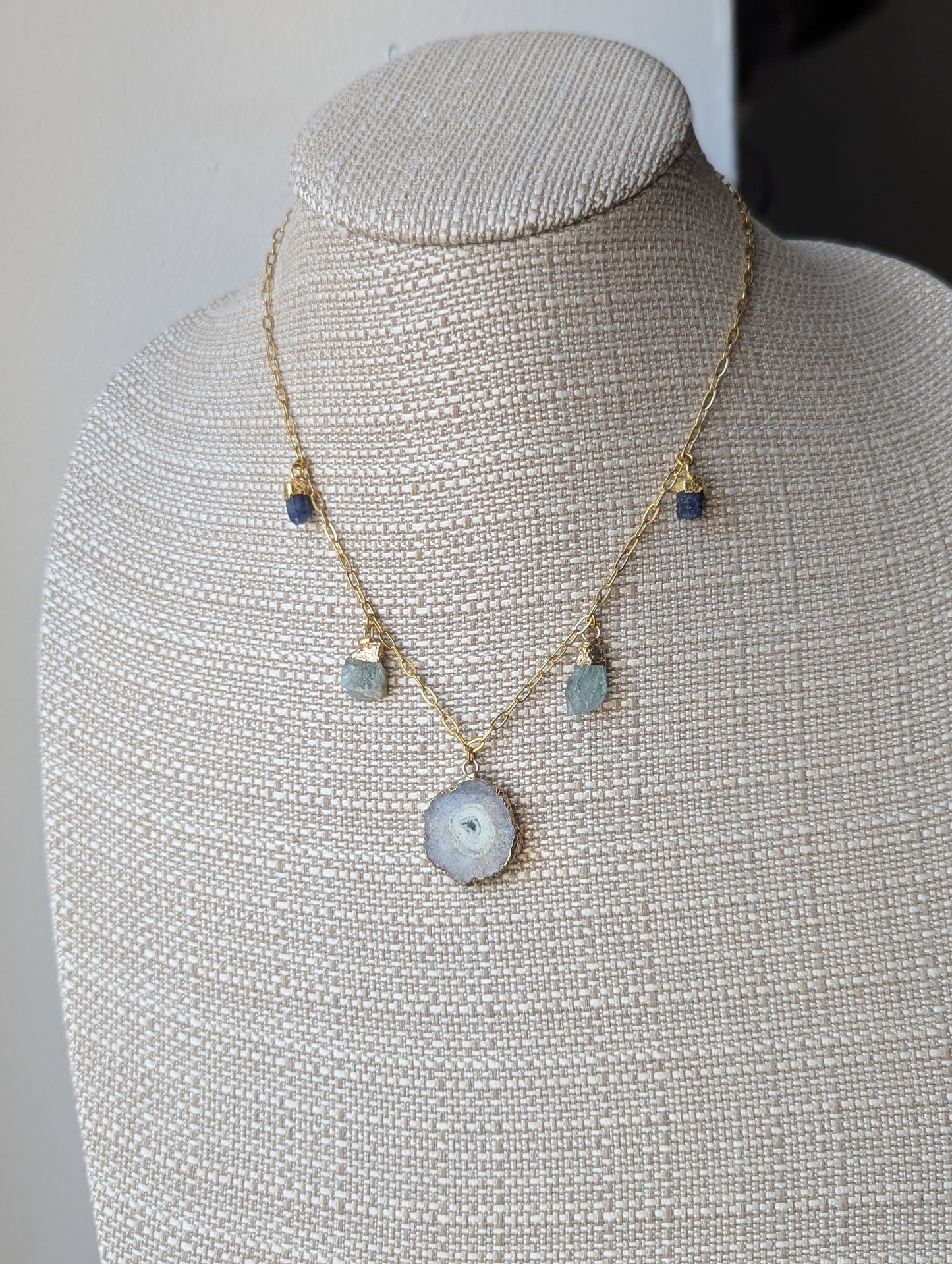 White Agate Slice with Aquamarine and Kyanite Charm necklace