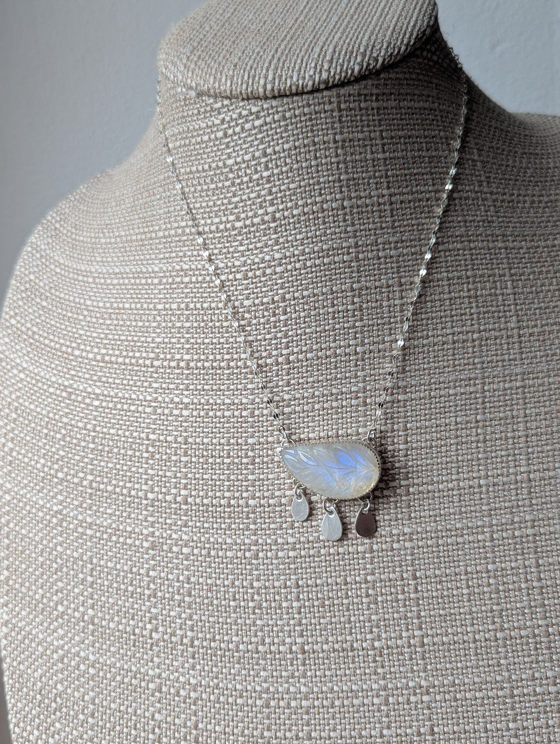 Carved Leaf Moonstone Fringe Sterling Silver Necklace