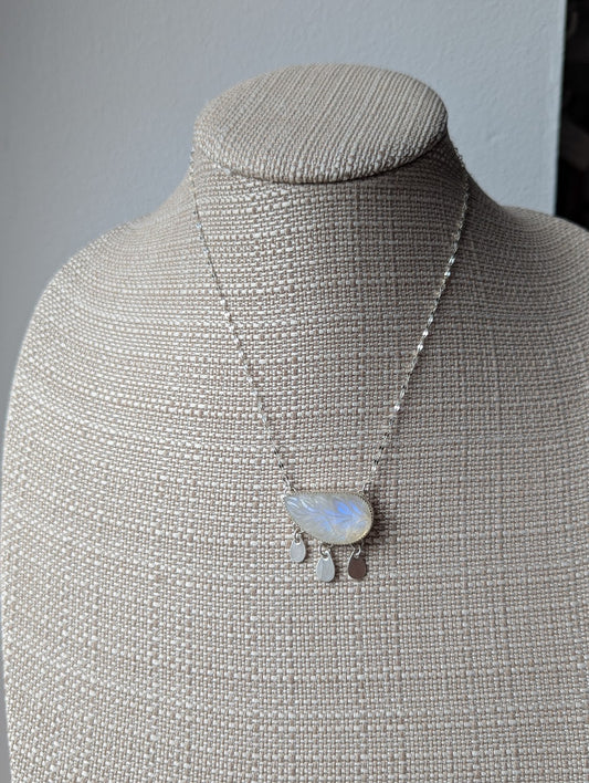 Carved Leaf Moonstone Fringe Sterling Silver Necklace