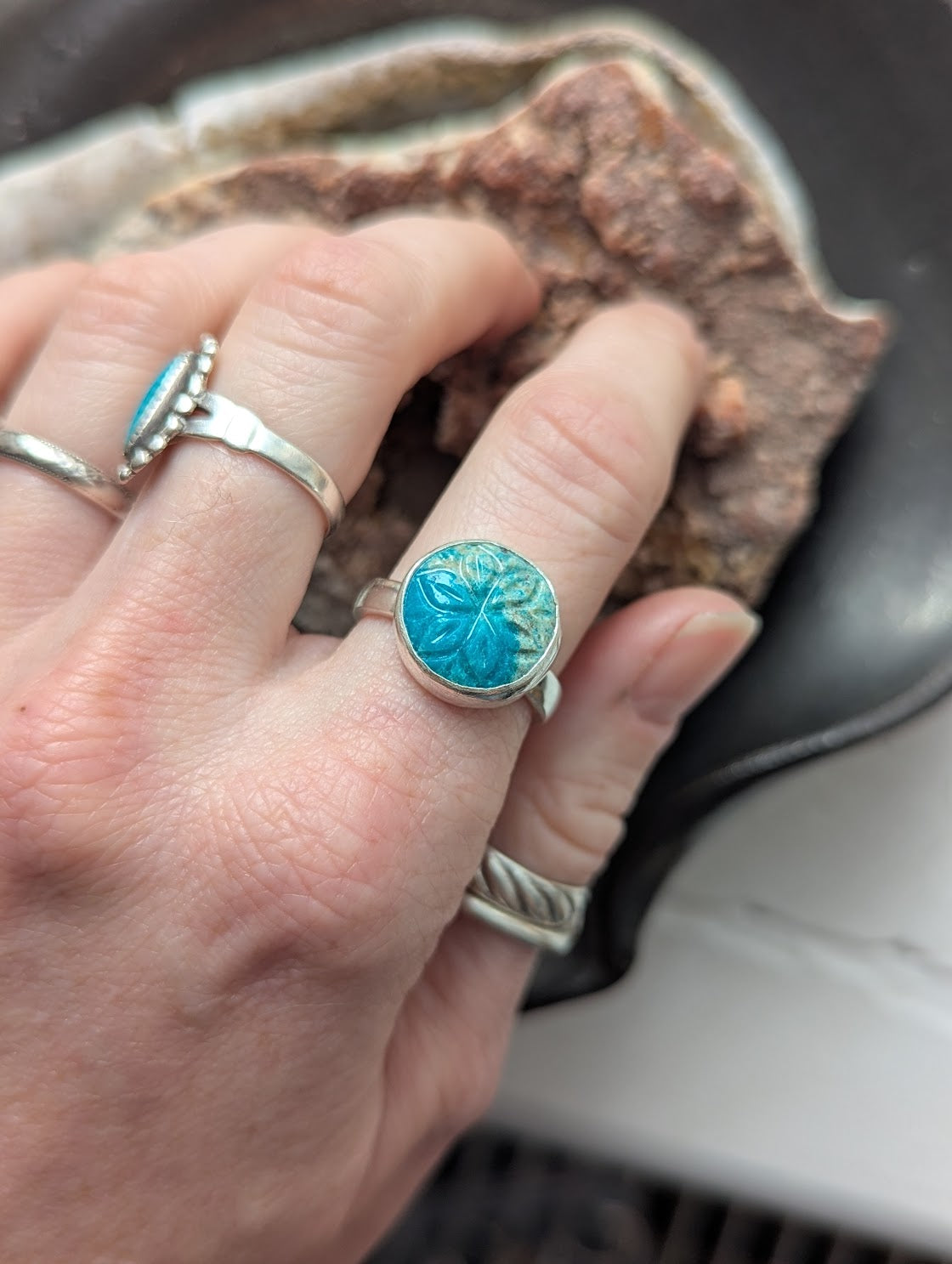 Carved Flower Turquoise Round Sterling Silver Ring - Size 7.5