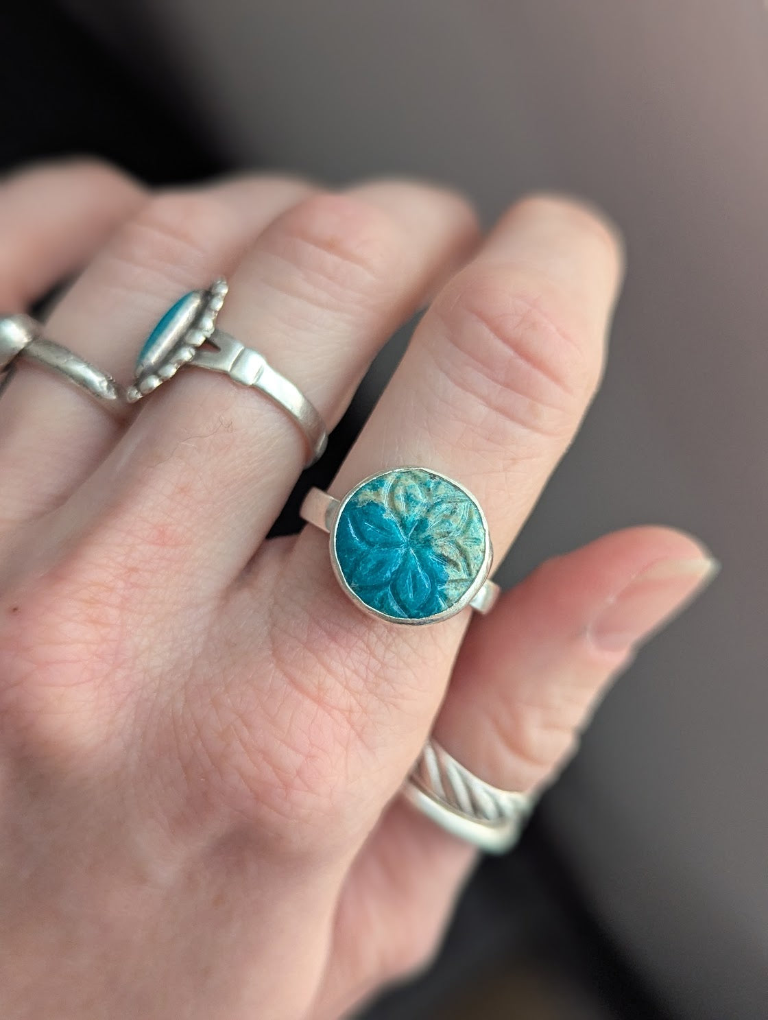 Carved Flower Turquoise Round Sterling Silver Ring - Size 7.5