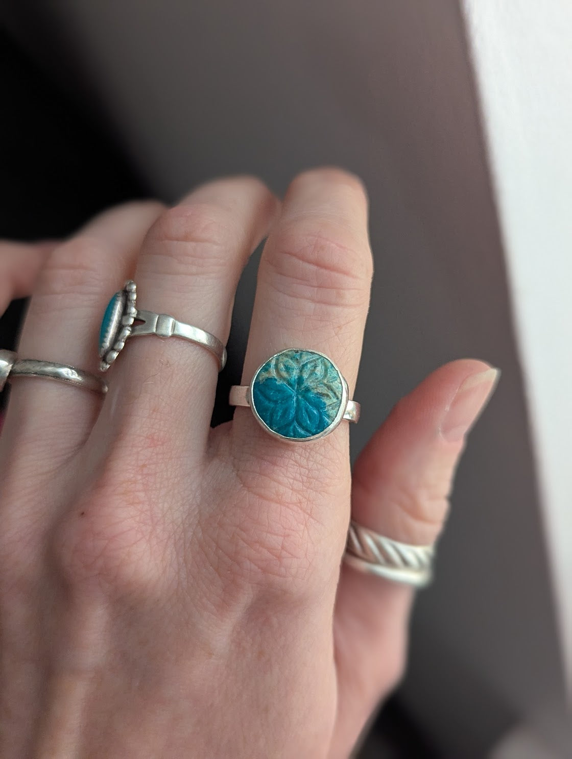 Carved Flower Turquoise Round Sterling Silver Ring - Size 7.5
