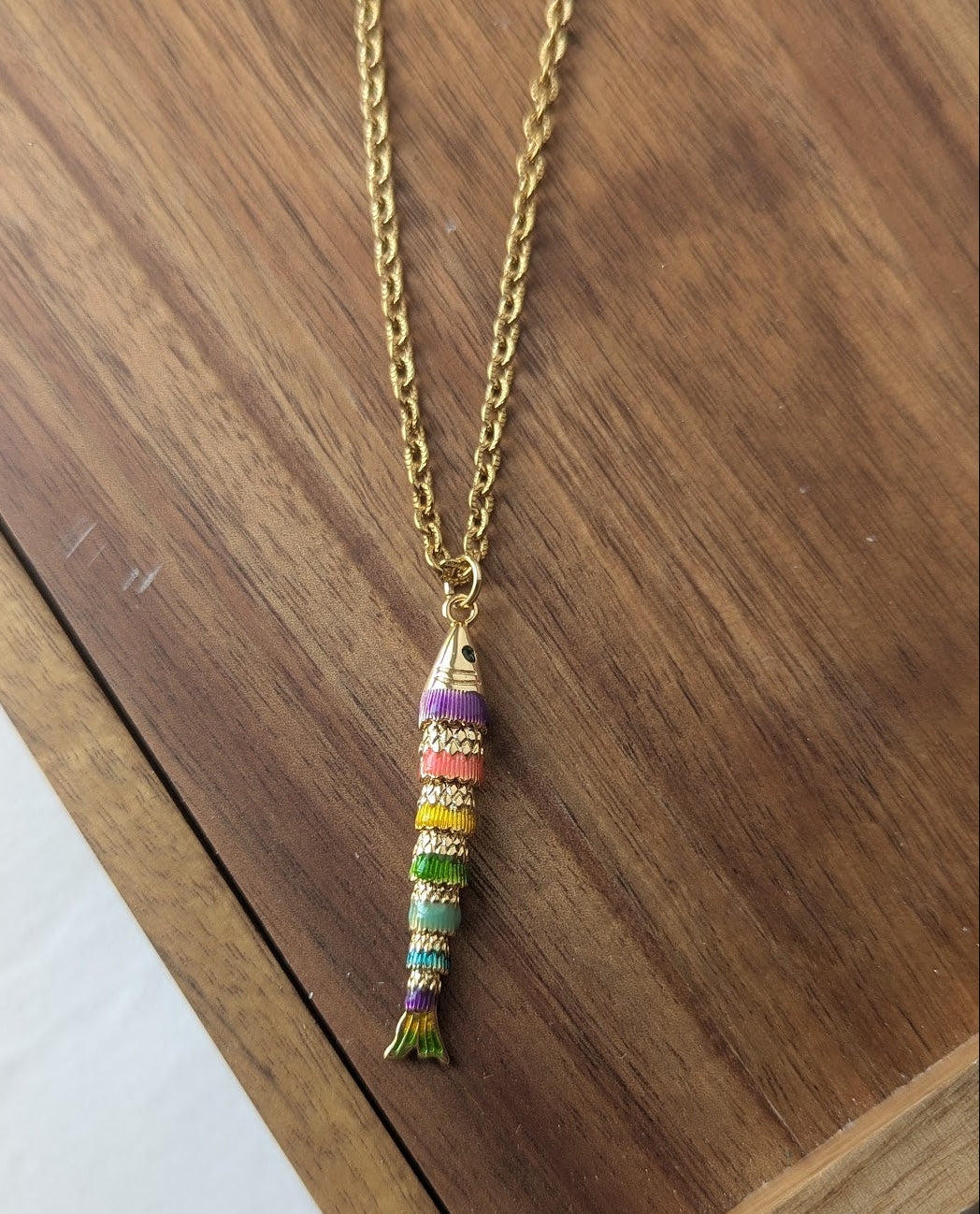 Rainbow Articulating Gold Fish