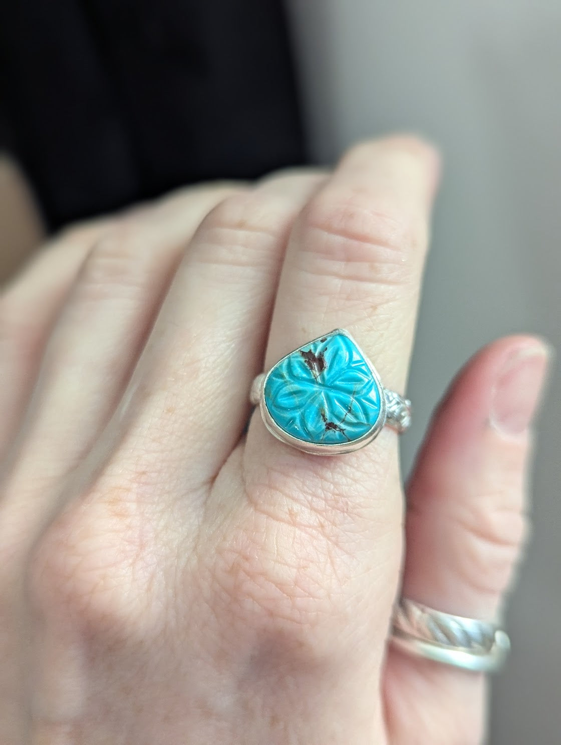 Carved Floral Turquoise Tear Drop Sterling Silver Ring - SIze 8