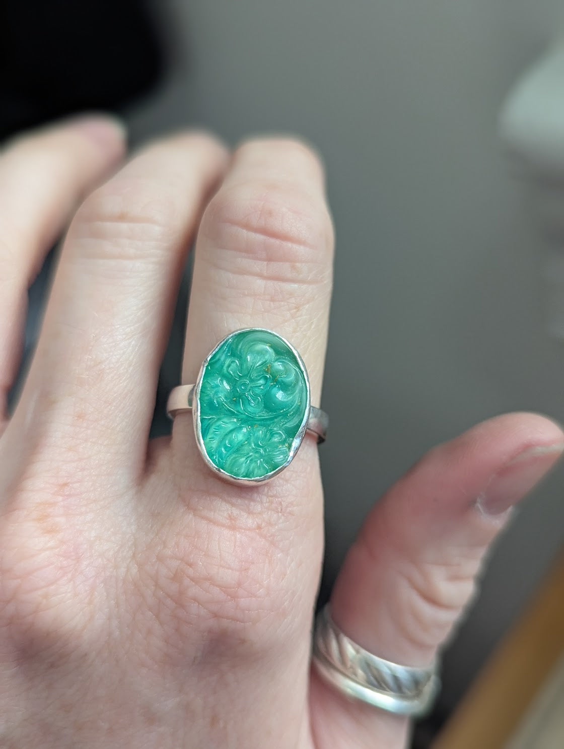 Carved Vintage Art Deco Green Glass Sterling Ring - Size 8