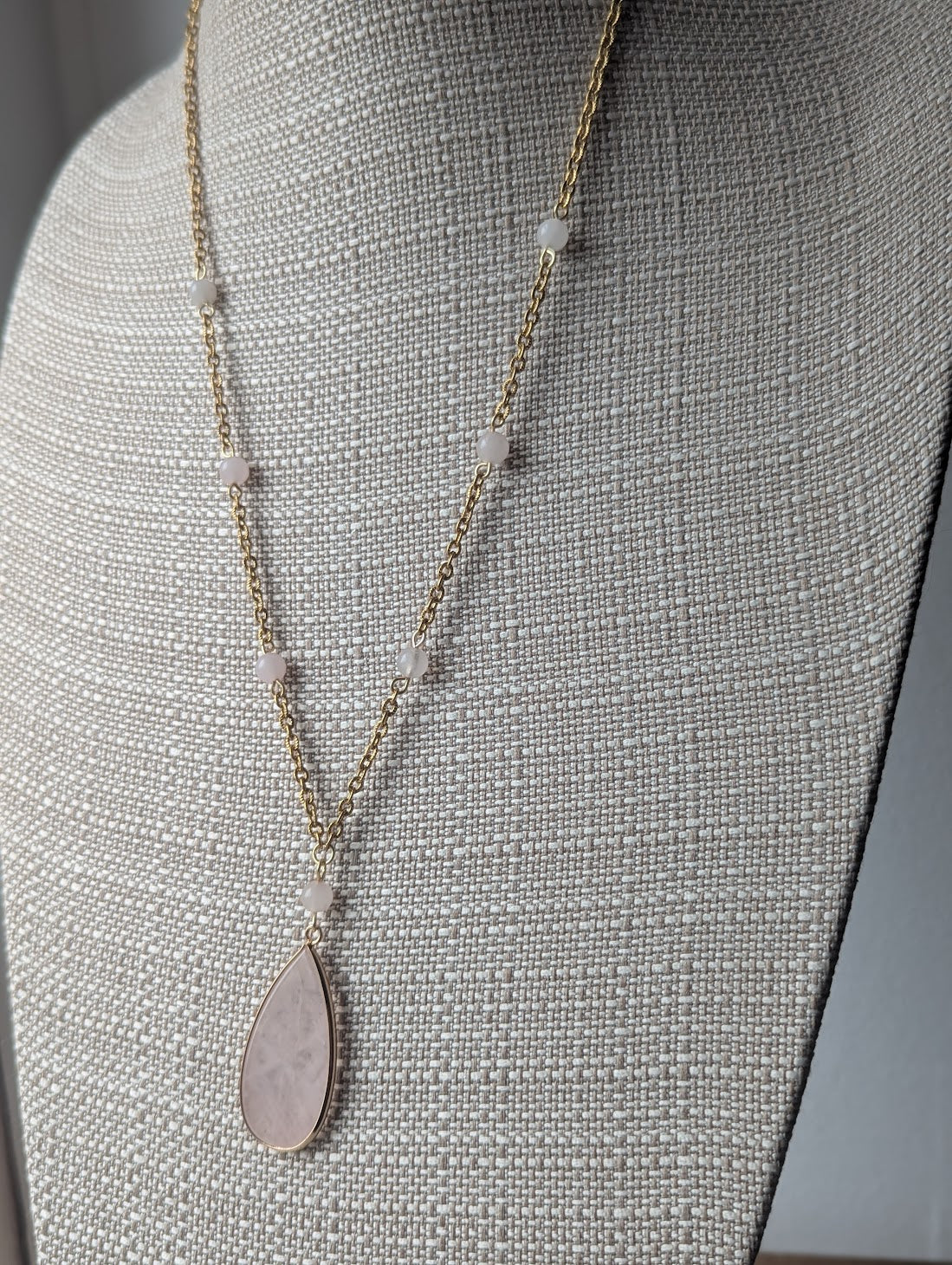 Rose Quartz Beaded Gold Necklace