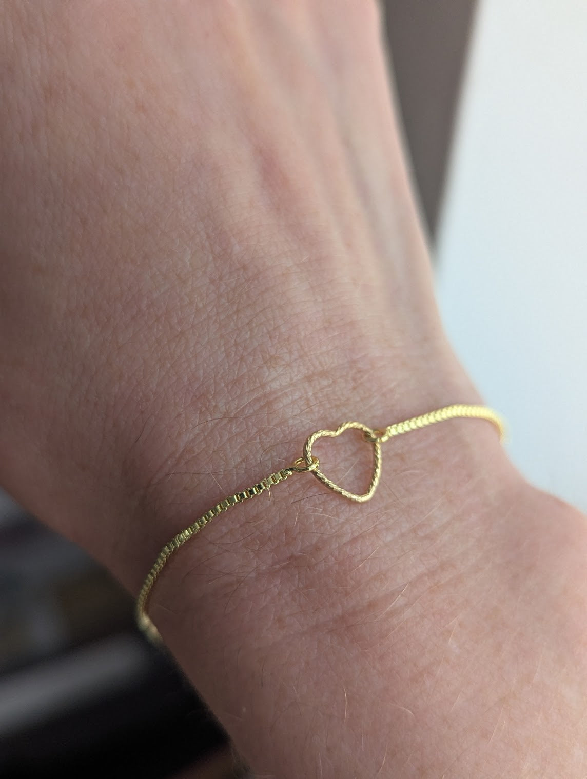 14kGF Twisted Heart Gold Slider Bracelet