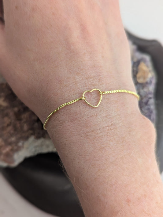 14kGF Twisted Heart Gold Slider Bracelet