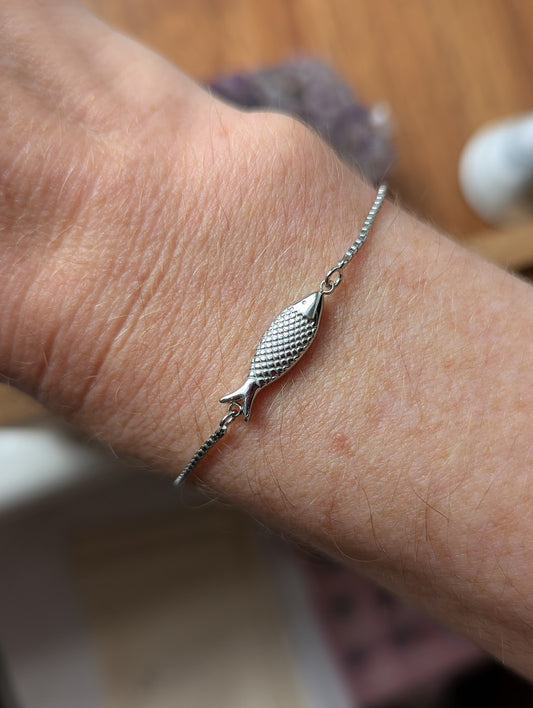 Silver Fish Slider Bracelet
