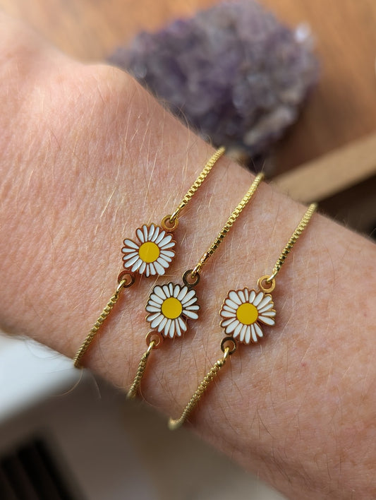 Daisy Gold Slider Bracelet