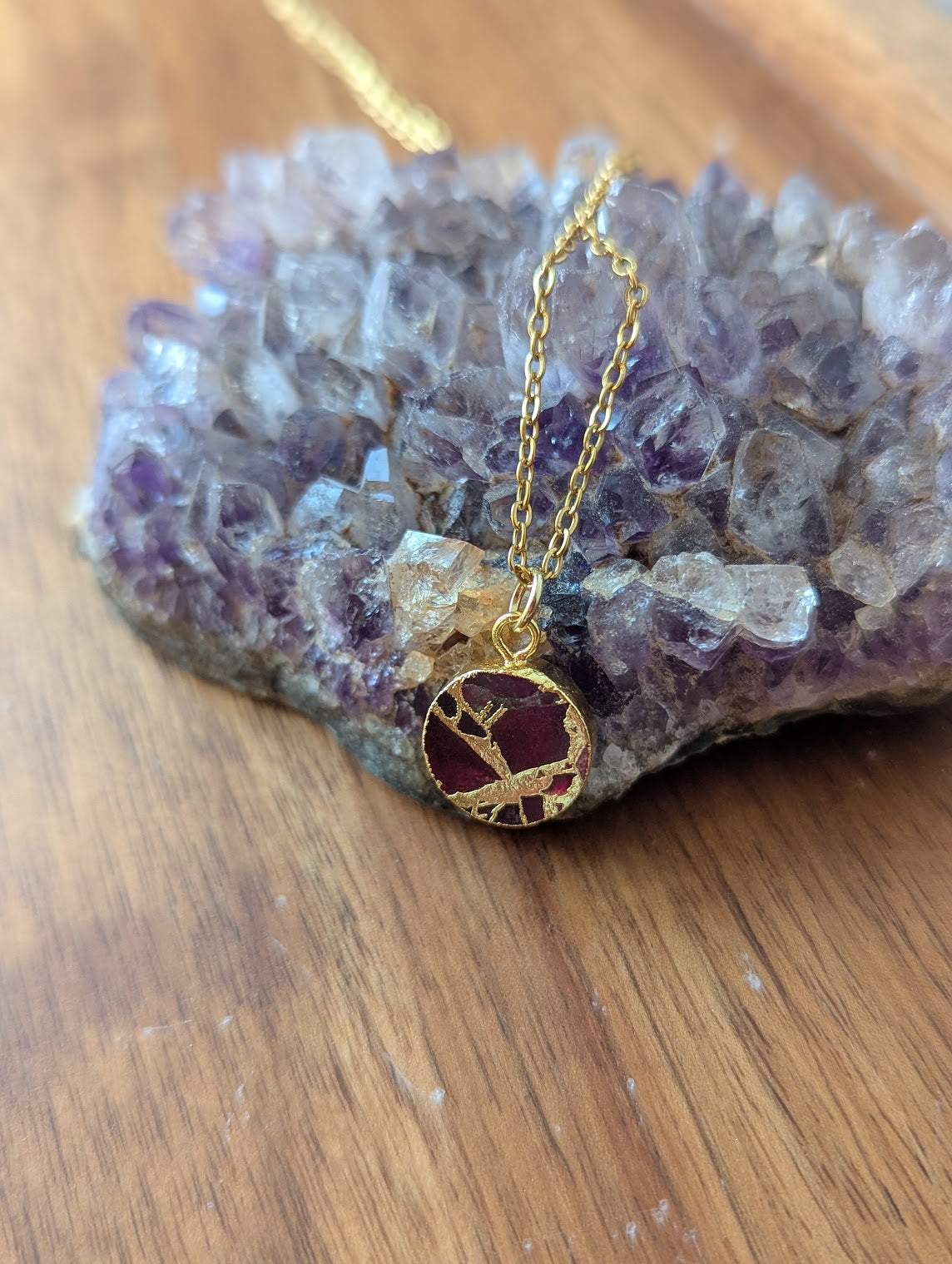 Fuchsia Round Mosaic Gold Necklace