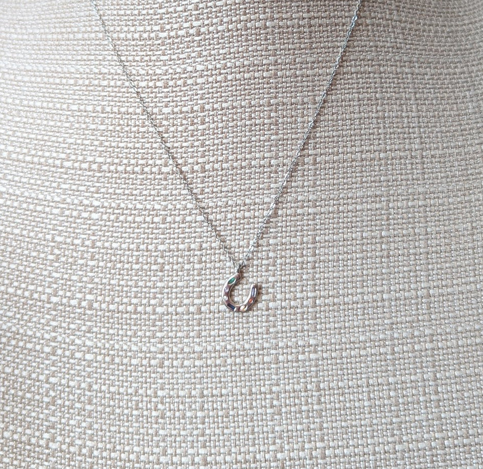 Silver Gemmy Horsheshoe Necklace