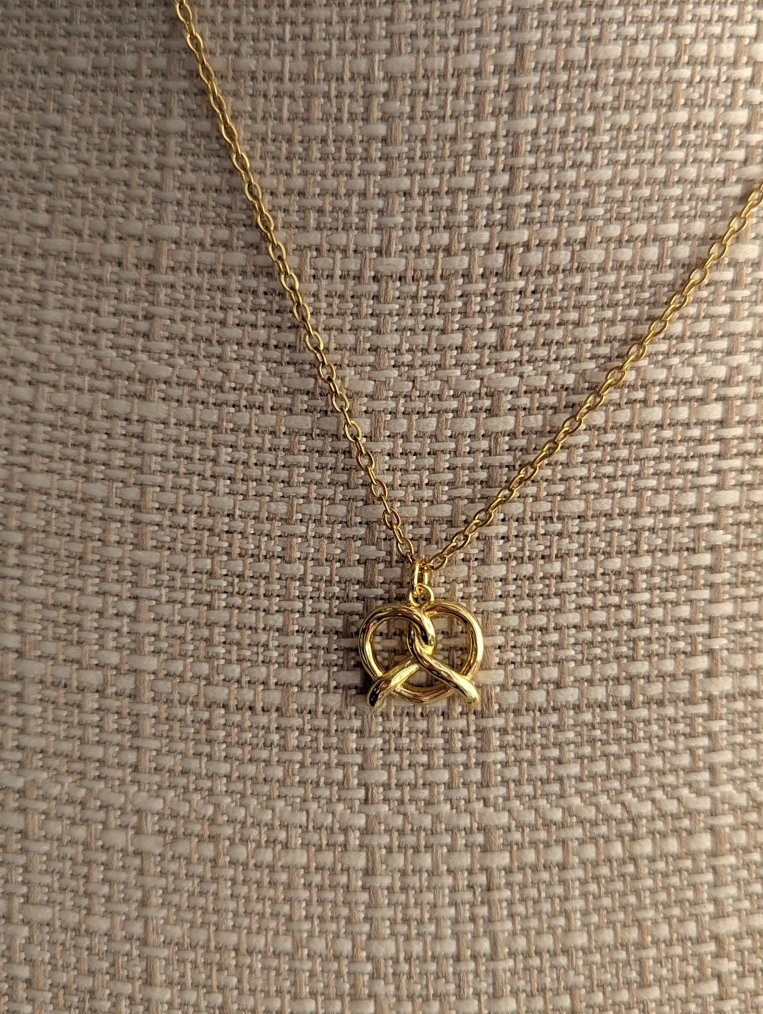 Soft Pretzel Necklace (Silver or Gold)