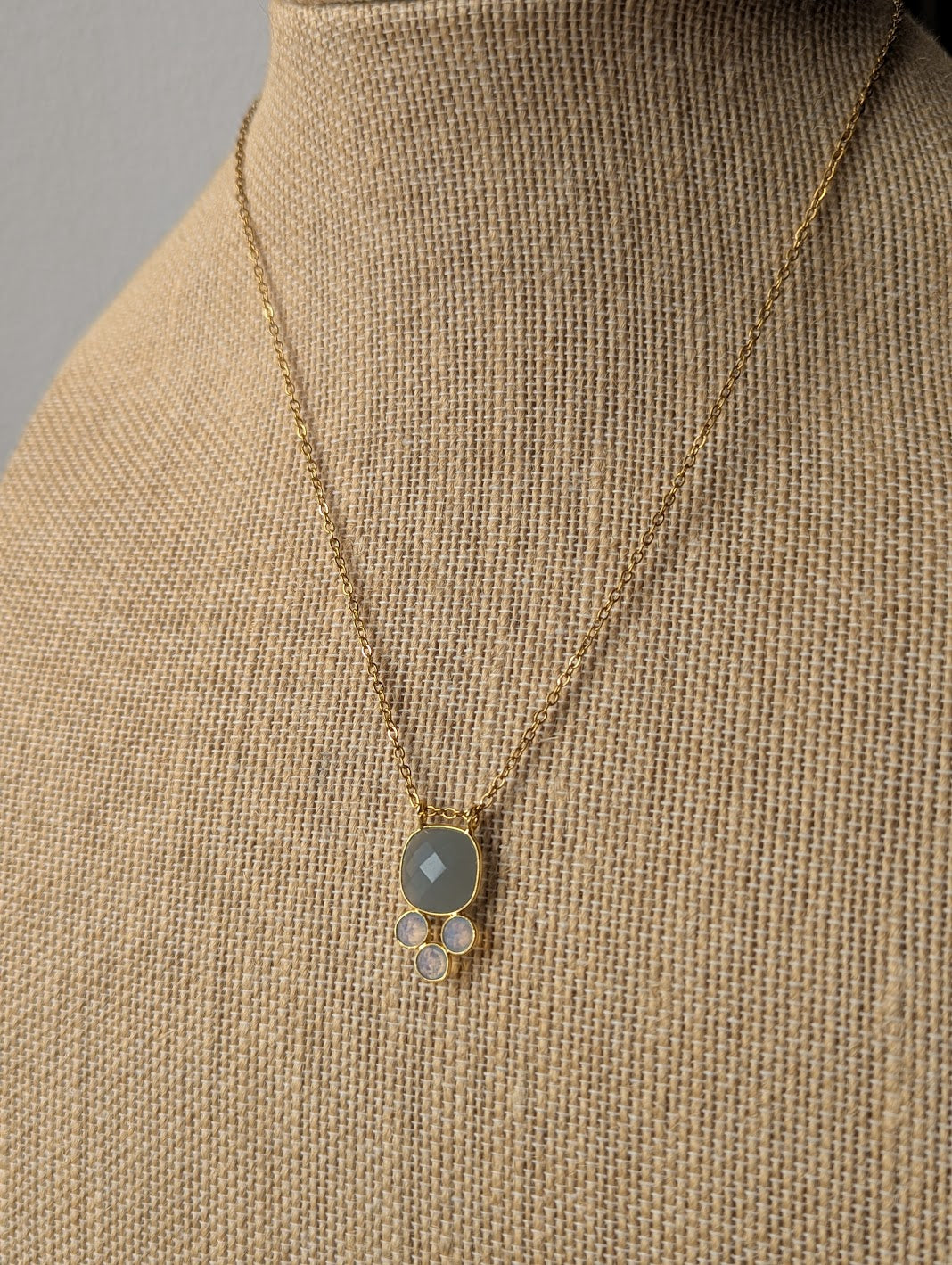 Light Grey Quartz and Opalite Gold Necklace