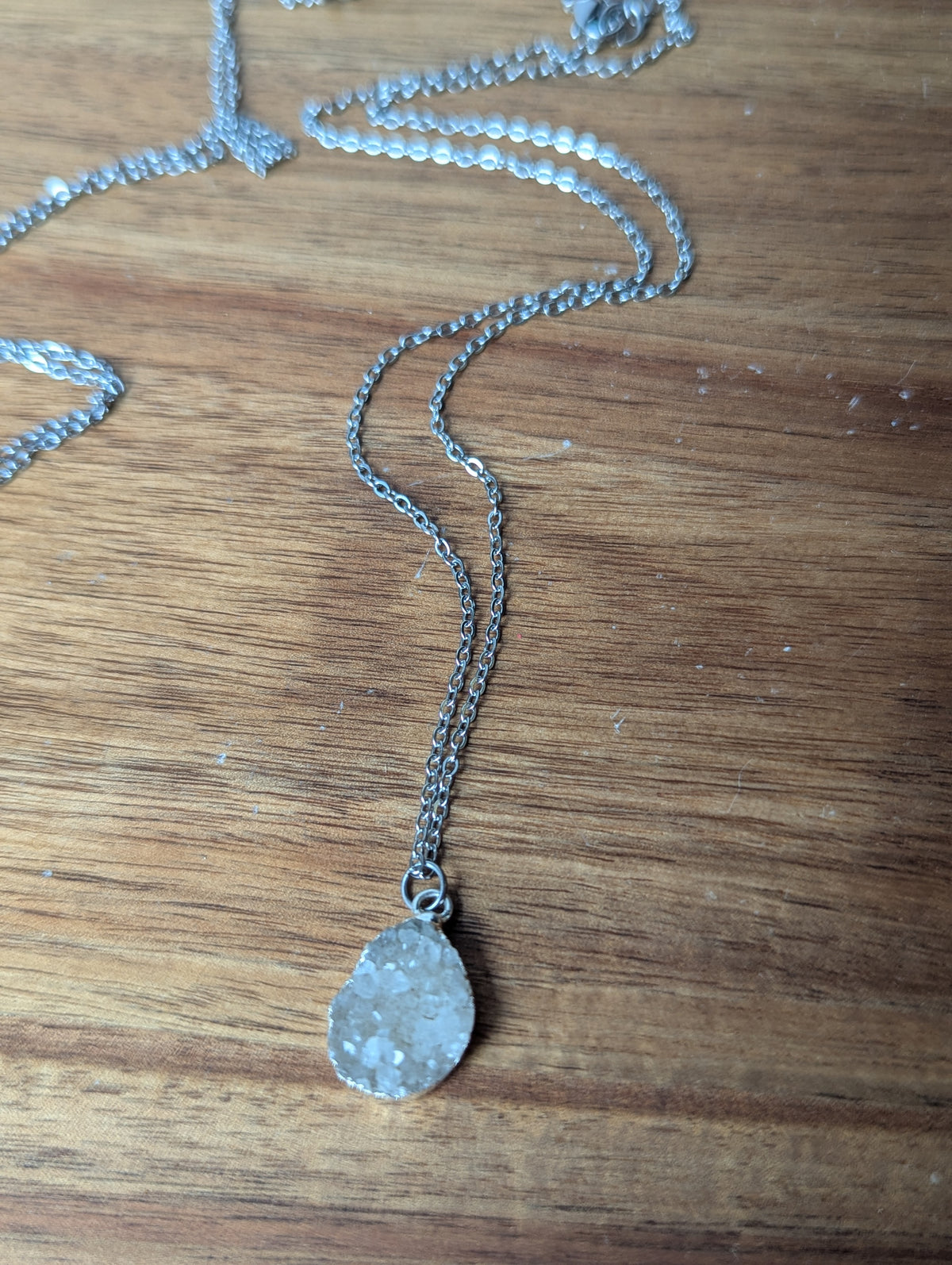 Colgantes Druzy en acero inoxidable (varios estilos disponibles)