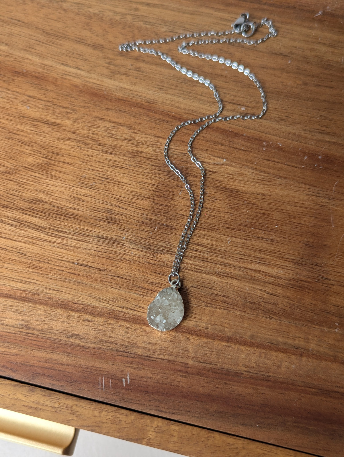 Colgantes Druzy en acero inoxidable (varios estilos disponibles)
