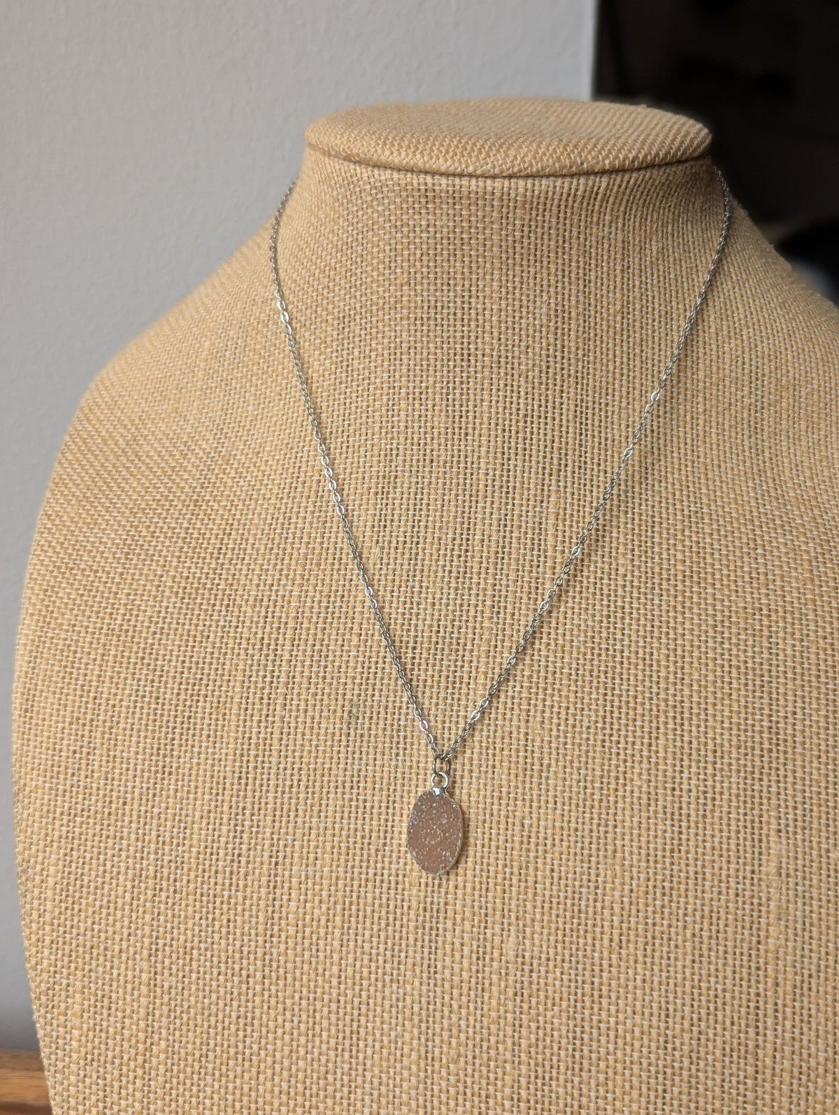 Colgantes Druzy en acero inoxidable (varios estilos disponibles)