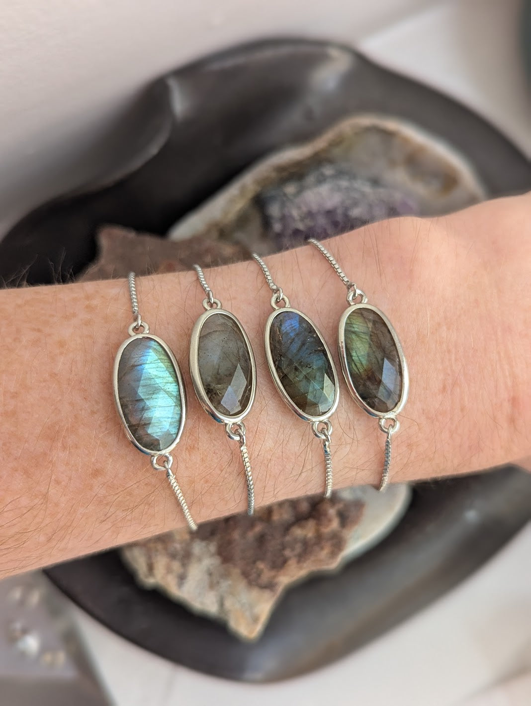 Faceted Labradorite Oval Silver Slider Bracelet
