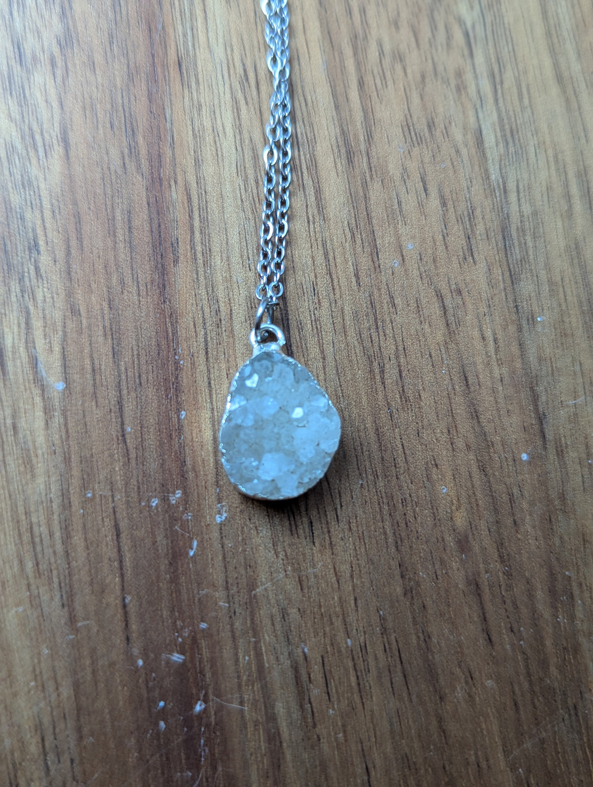 Colgantes Druzy en acero inoxidable (varios estilos disponibles)