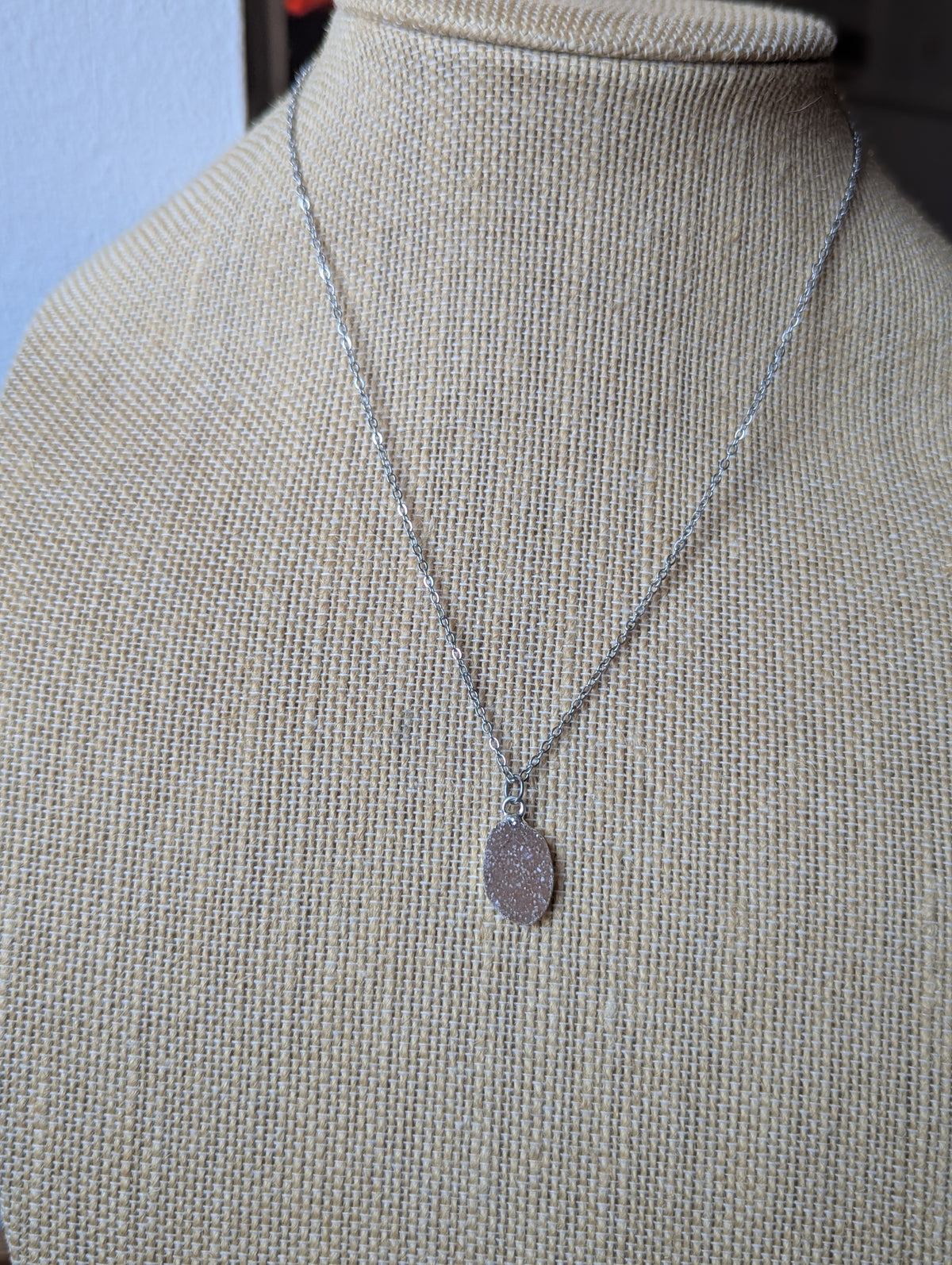 Colgantes Druzy en acero inoxidable (varios estilos disponibles)