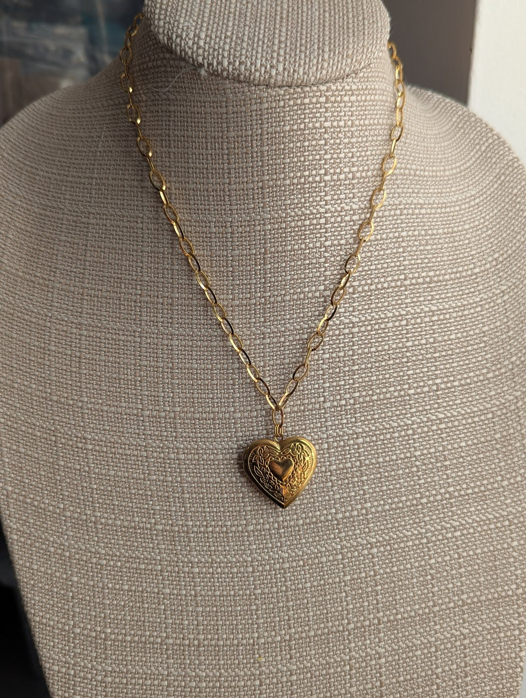Large Gold Heart Locket (Various Options Available)