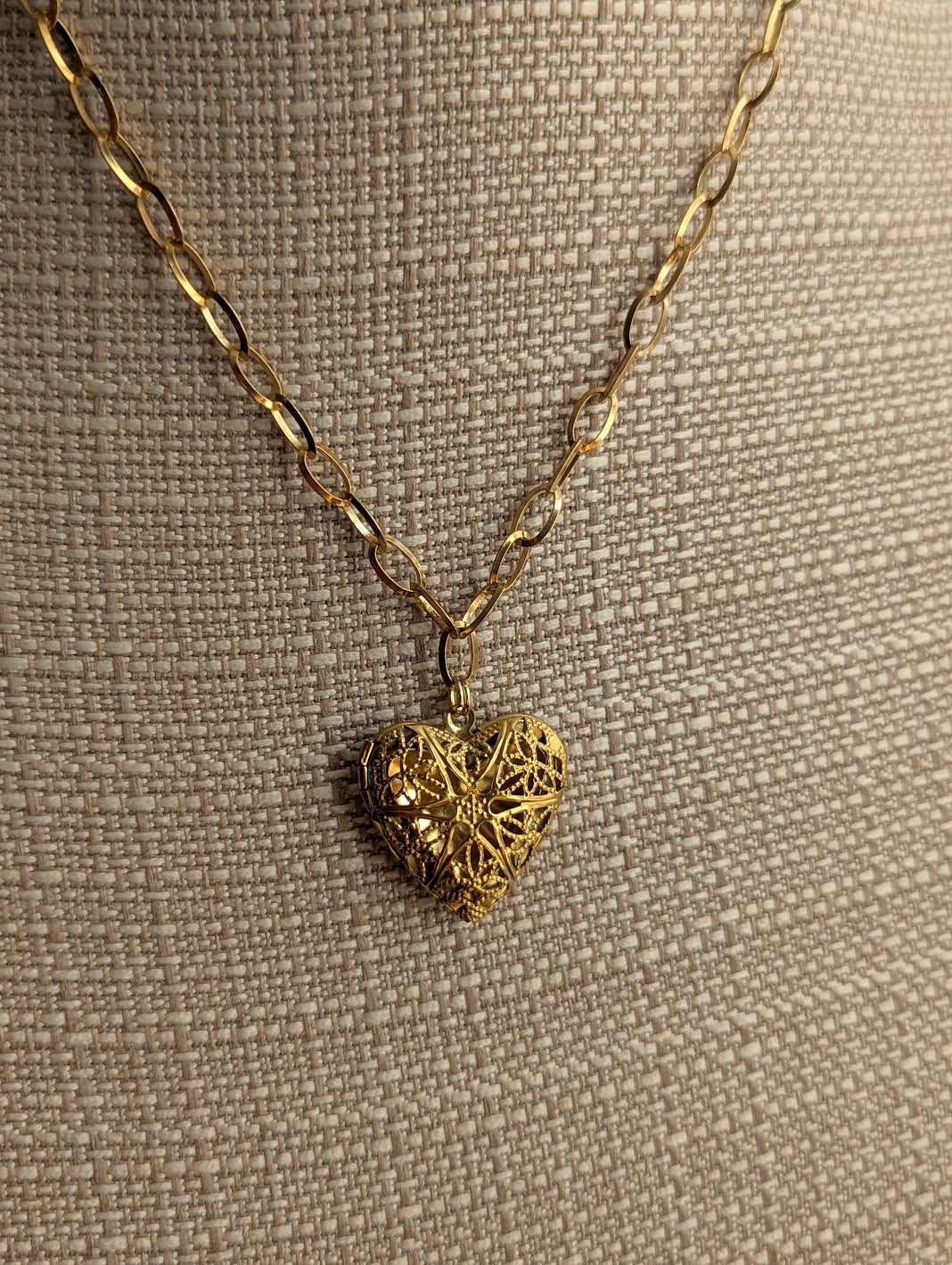 Large Gold Heart Locket (Various Options Available)