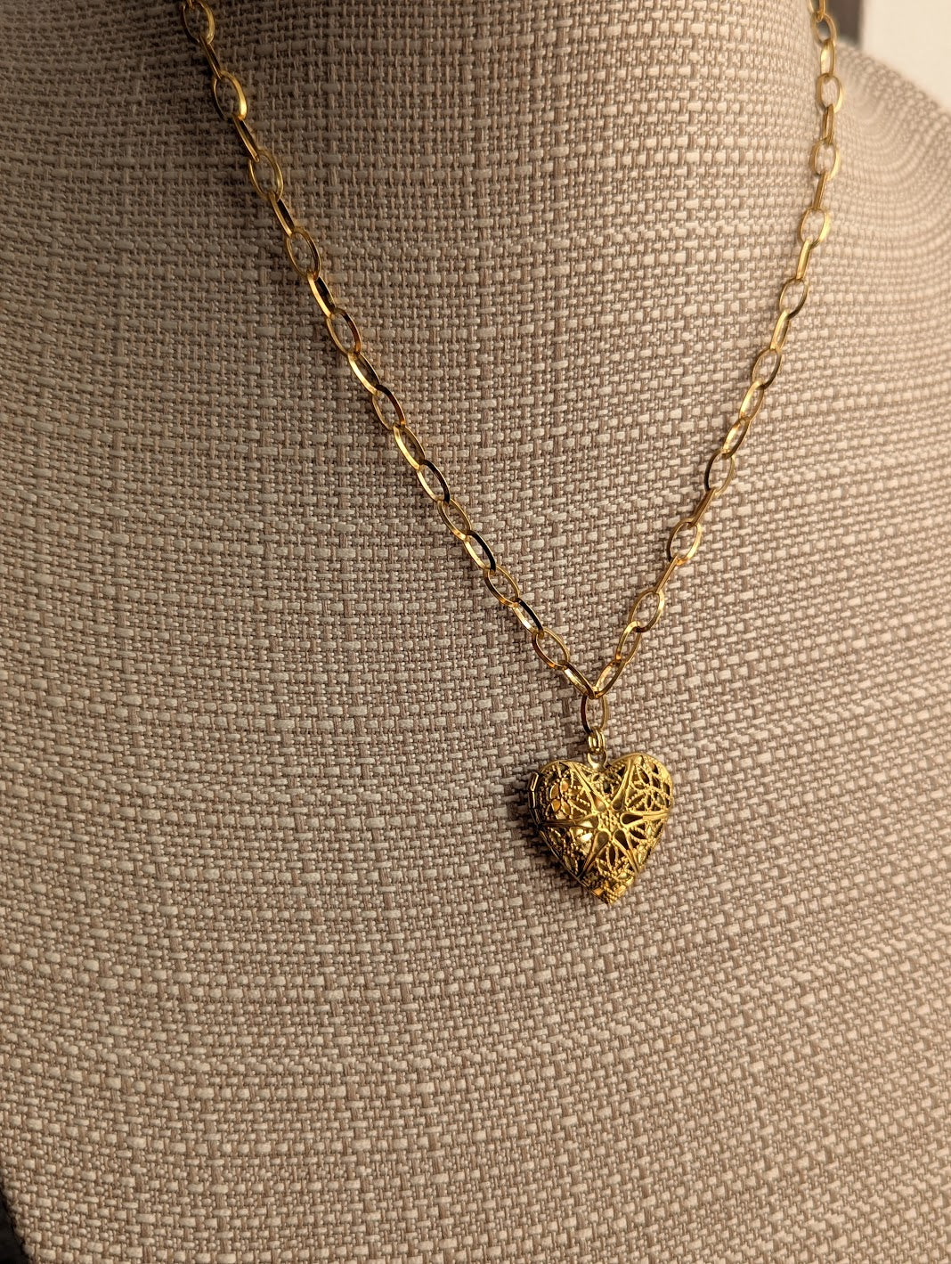 Large Gold Heart Locket (Various Options Available)