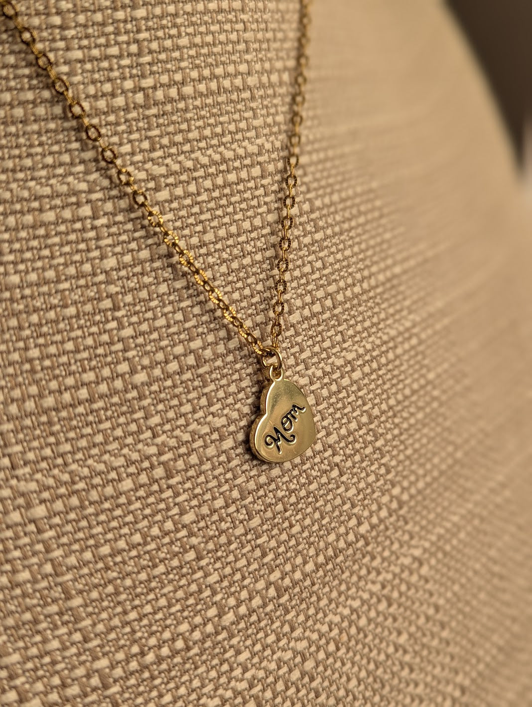 "Mom" Heart Gold Necklace