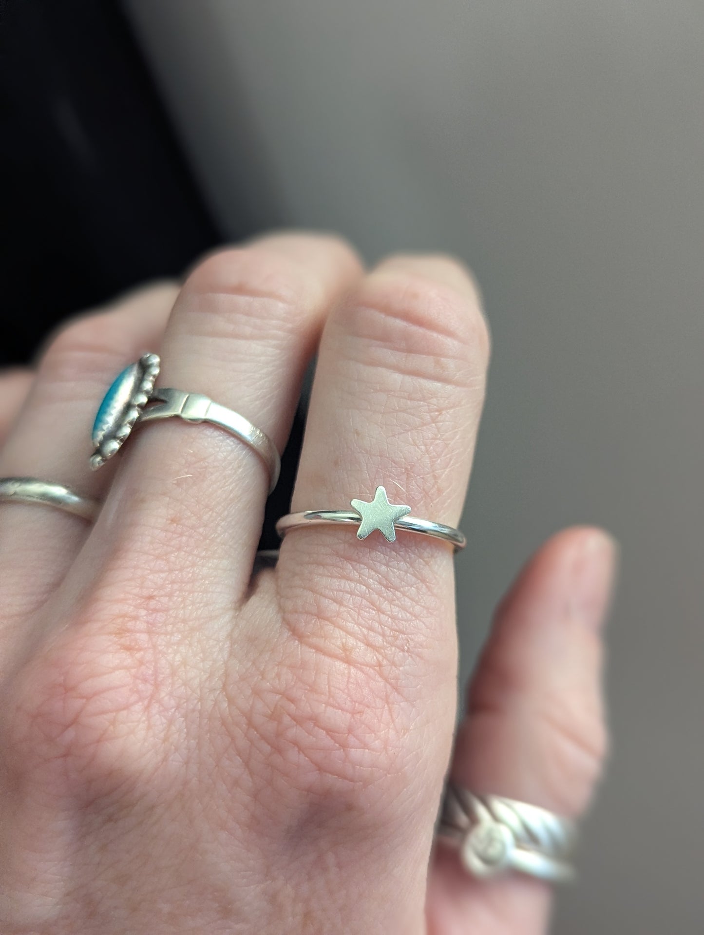 Anillo de estrella de plata de ley