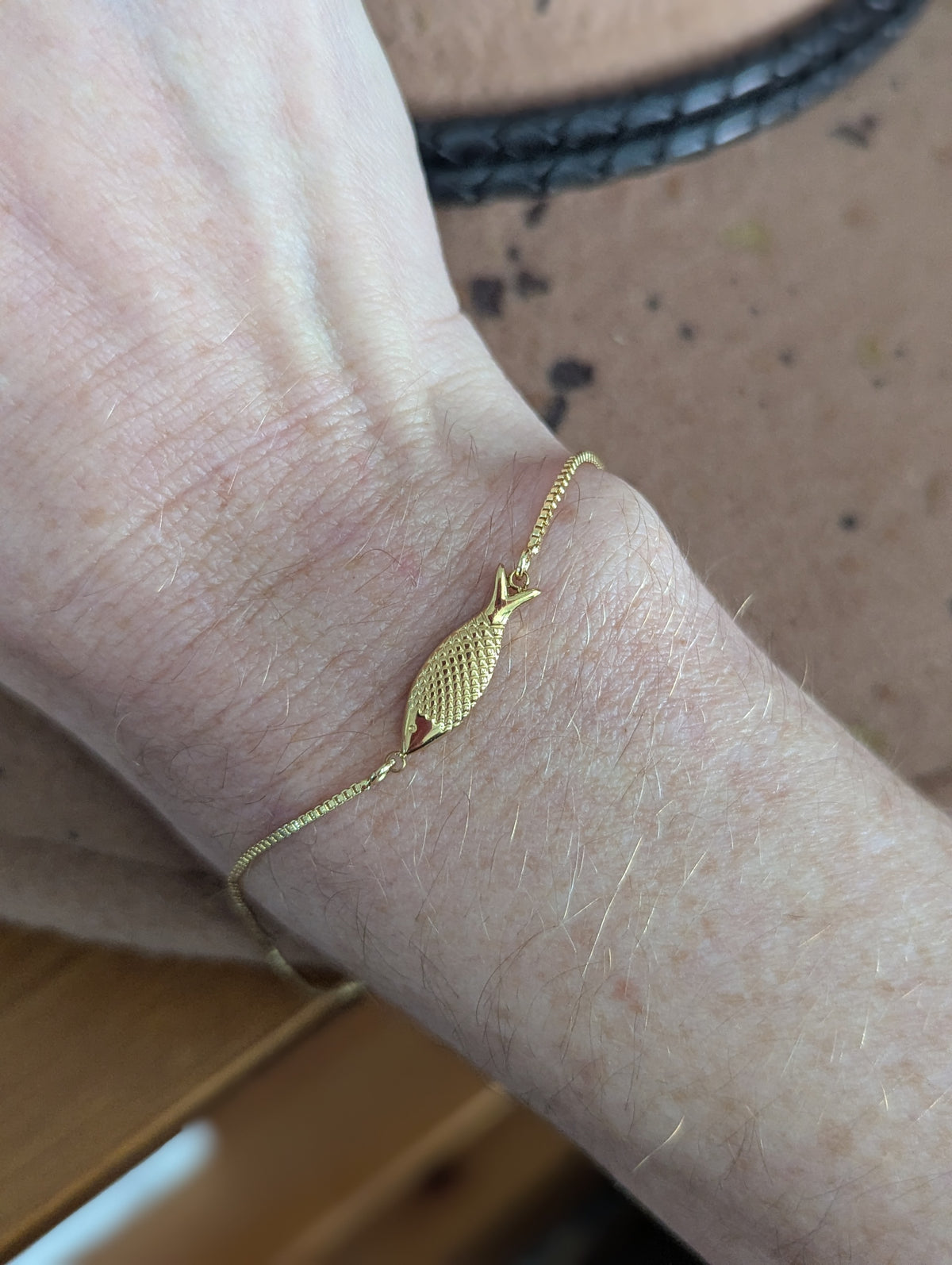 Fish Slider Bracelet (silver or gold)