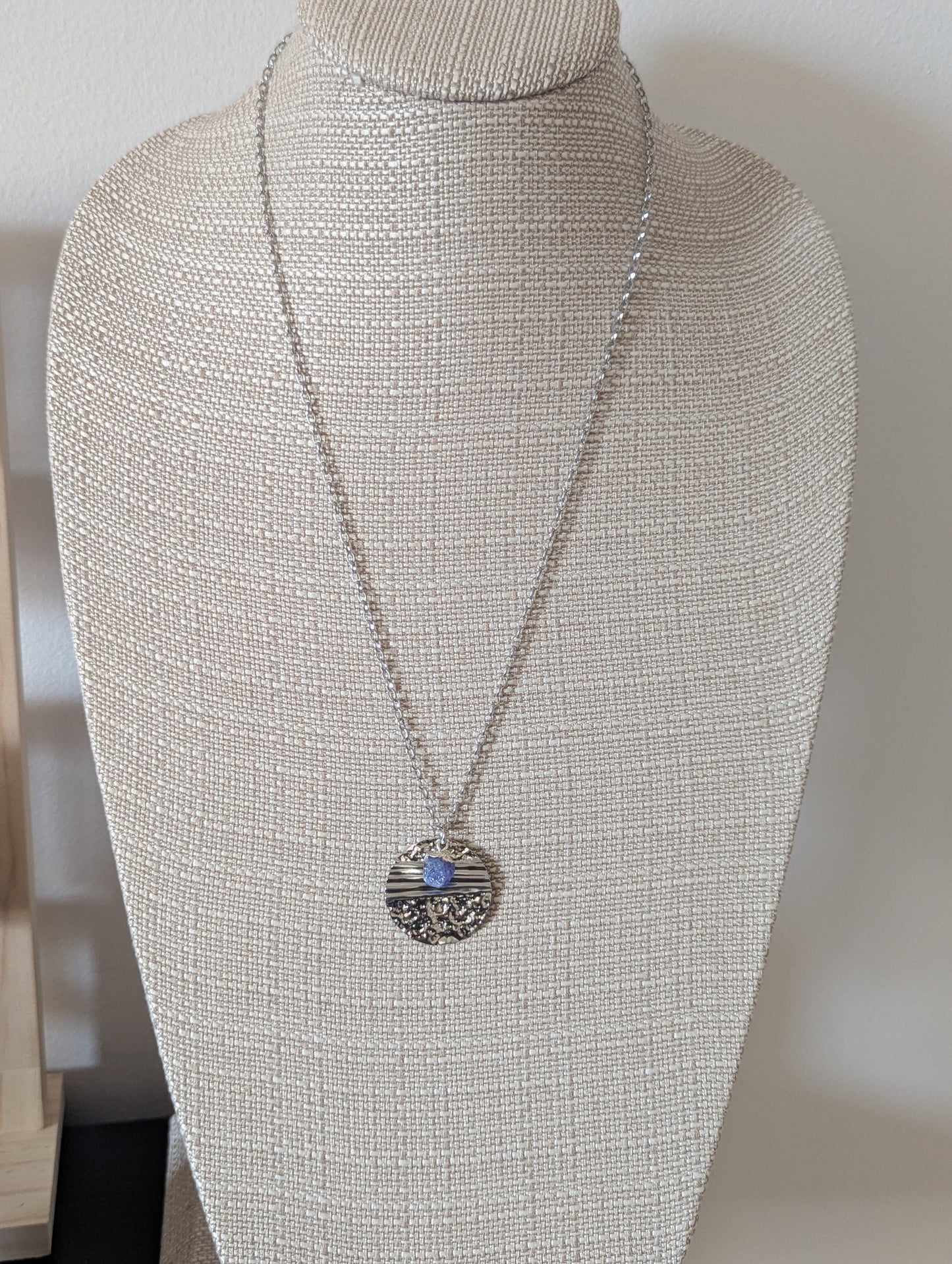 Silver Round Textured Raw Gemstone Silver Necklace