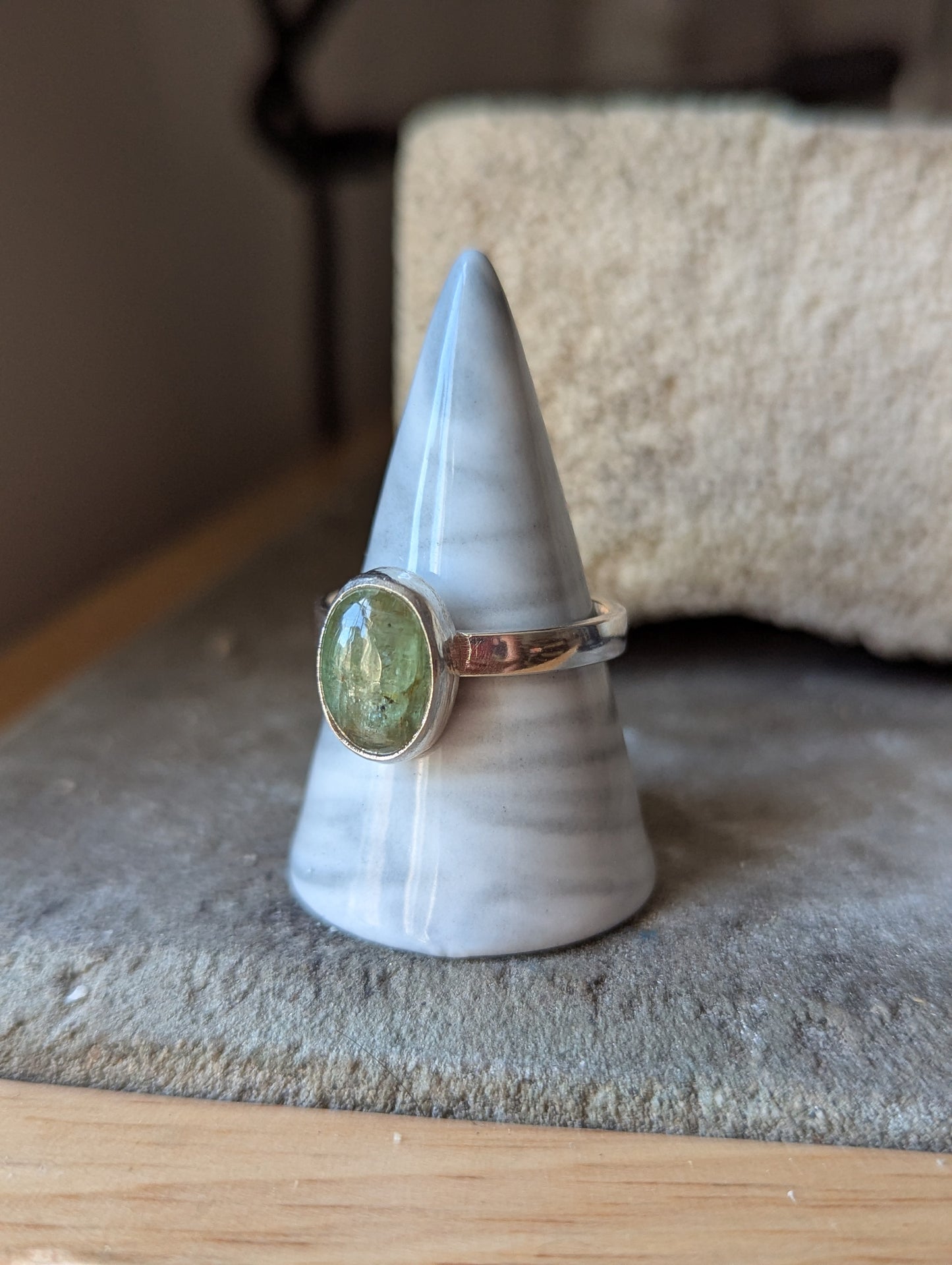Green Kyanite Oval Sterling Ring - Size 12
