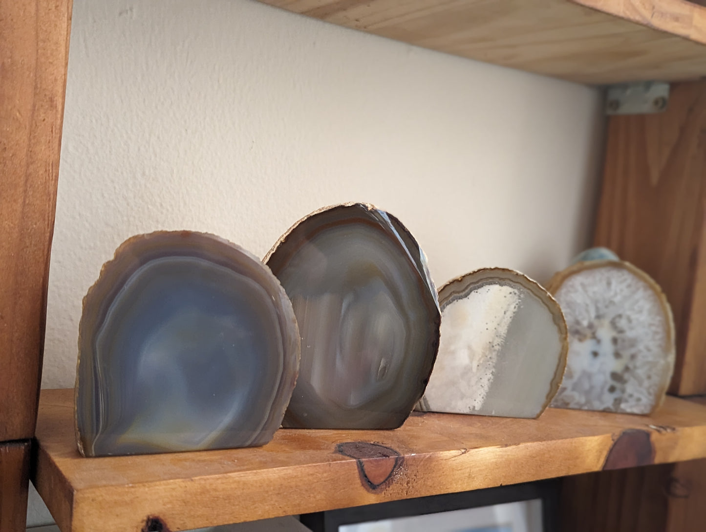 Half Polished Agate Standing Slices (assortment)